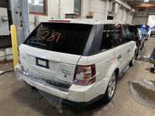 Load image into Gallery viewer, FRONT INTERIOR DOOR TRIM PANEL Range Rover Sport 2007 07 - 1139803
