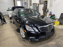 Load image into Gallery viewer, RADIO ANTENNA Mercedes-Benz E350 E550 E63 2010 10 - 1139207
