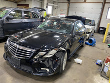 Load image into Gallery viewer, RADIO ANTENNA Mercedes-Benz E350 E550 E63 2010 10 - 1139207
