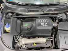 Load image into Gallery viewer, FRONT BUMPER Audi TT 00 01 02 03 04 05 06 - 1139293
