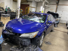 Load image into Gallery viewer, FRONT SPINDLE Camry Avalon Solara 04 05 06 07 - 11 Left - 1140299
