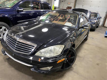 Load image into Gallery viewer, FRONT PASSENGER SEAT BELT &amp; RETRACTOR ONLY S450 Cdn S550 S600 07-08 - 1141520
