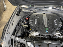 Load image into Gallery viewer, WINDSHIELD WIPER ARM BMW 550i 2011 11 - 1140374

