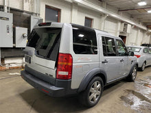 Load image into Gallery viewer, FRONT INTERIOR DOOR TRIM PANEL Land Rover LR3 2005 05 - 1142950
