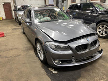 Load image into Gallery viewer, TRUNK LID MOUNTED TAIL LIGHT LAMP 528i 535i 550i Active 5 M5 11-13 Right - 1144598
