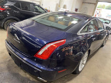 Load image into Gallery viewer, Air Bag Jaguar Vanden Pl XJ XJL XJR 2010-2017 Left - 1143803
