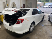 Load image into Gallery viewer, INTERIOR REAR VIEW MIRROR Avalon Rav 4 Sequoia Camry 2007 07 08 09 - 14 - 1143529
