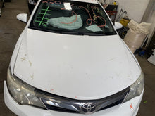 Load image into Gallery viewer, INTERIOR SUN VISORS Toyota Camry 12 13 14 15 16 17 Left - 1143530
