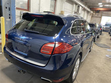 Load image into Gallery viewer, CARRIER ASSEMBLY Cayenne 2011 11 2012 12 2013 13 2014 14 - 1145659
