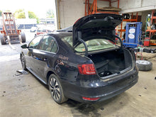 Load image into Gallery viewer, FRONT KNEE Volkswagen Jetta 11 12 13 14 15 16 17 Left - 1148630
