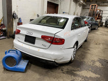 Load image into Gallery viewer, CENTER PILLAR CUT Audi A4 S4 09 10 11 12 13 14 15 16 Right - 1154669
