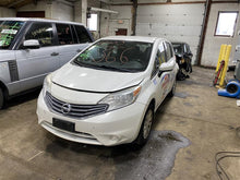 Load image into Gallery viewer, FRONT INTERIOR DOOR TRIM PANEL Nissan Versa 2015 15 - 1148747
