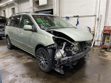 Load image into Gallery viewer, DASH PANEL Toyota Sienna 2004 04 2005 05 2006 06 07 08 09 10 - 1150381
