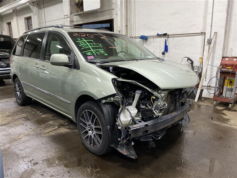 2006 Toyota Sienna Floor Shifter - 1150380