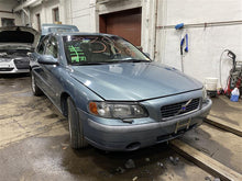 Load image into Gallery viewer, HEADLIGHT LAMP ASSEMBLY Volvo S60 01 02 03 04 Right - 1154336
