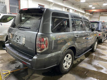 Load image into Gallery viewer, RADIATOR OVERFLOW BOTTLE Honda Pilot 2006 06 2007 07 2008 08 - 1151778
