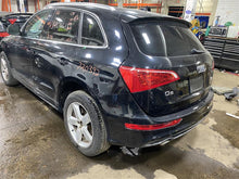 Load image into Gallery viewer, FRONT INTERIOR DOOR TRIM PANEL Audi Q5 2011 11 - 1152805
