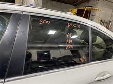 Load image into Gallery viewer, Air Bag 528i 535i 550i Active 5 M5 2011-2016 Right - 1157620
