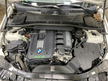Load image into Gallery viewer, INTERIOR REAR VIEW MIRROR BMW 320i 328i 2012 12 - 1157360
