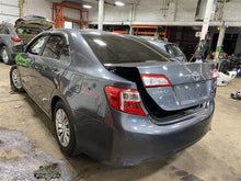 Load image into Gallery viewer, Console Toyota Camry 2012 12 2013 13 2014 14 - 1158054

