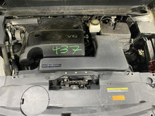 Load image into Gallery viewer, REAR INTERIOR DOOR TRIM PANEL Infiniti JX35 2013 13 - 1158649
