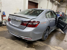 Load image into Gallery viewer, JACK Honda Accord 2017 17 - 1159849
