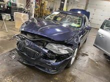 Load image into Gallery viewer, CONSOLE LID BMW 535i 2012 12 - 1160763

