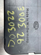 Load image into Gallery viewer, Vacuum Pump  MERCEDES 300E 1992 - NW189244
