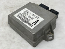 Load image into Gallery viewer, AIR BAG COMPUTER MODULE Sable Taurus 2002 02 03 - NW27833
