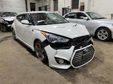 Load image into Gallery viewer, FRONT PASSENGER SEAT BELT &amp; RETRACTOR ONLY Veloster 2012-2016 - 1164207
