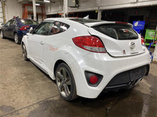 Load image into Gallery viewer, WINDSHIELD WIPER MOTOR Hyundai Veloster 12 13 14 15 16 - 1164157
