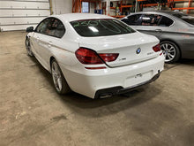 Load image into Gallery viewer, WINDSHIELD WIPER TRANSMISSION BMW 640I 650i M6 2012-2019 - 1164592
