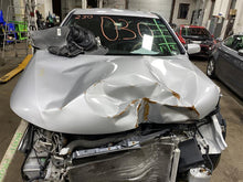 Load image into Gallery viewer, FRONT KNEE Kia Sorento 2011 11 2012 12 2013 13 Left - 1166110

