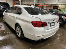 Load image into Gallery viewer, FRONT DRIVE SHAFT 528D 528i 535i 535i Gt 550i 550i Gt 640I 650i 10-15 - 1168409
