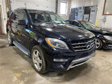 Load image into Gallery viewer, TOW TRAILER HITCH Mercedes-Benz ML350 ML450 ML550 ML63 2014 14 - 1169429
