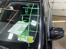 Load image into Gallery viewer, Quarter Panel Cut ML350 ML450 ML550 ML63 12 13 14 15 Right - 1169441
