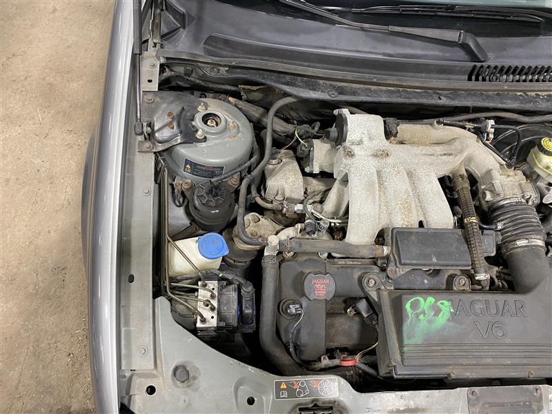 FUSE BOX Jaguar X Type 03 04 05 06 07 08 1170362 Tom s Foreign Auto Parts