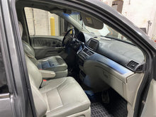 Load image into Gallery viewer, STEERING COLUMN Honda Odyssey 2007 07 2008 08 2009 09 2010 10 - 1171760
