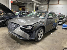 Load image into Gallery viewer, FRONT DOOR GLASS Audi A4 Allroad S4 12 13 14 15 16 Left - 1253160
