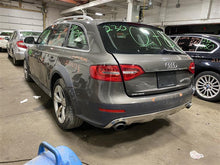 Load image into Gallery viewer, WINDSHIELD WIPER MOTOR Audi A4 Allroad S4 09 10 11 12 13 14 - 1253130
