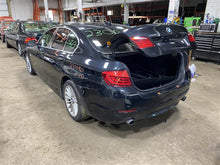 Load image into Gallery viewer, RADIATOR BMW 535i 535i Gt 11 12 13 14 15 16 AT - 1252704
