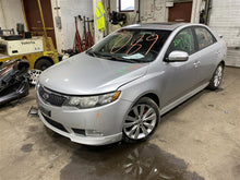 Load image into Gallery viewer, SUNROOF ASSEMBLY Kia Forte 2010 10 2011 11 2012 12 2013 13 - 1247855
