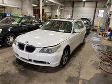 Load image into Gallery viewer, Frame Rail BMW 530i 2006 06 - 1258533
