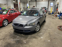 Load image into Gallery viewer, TAIL LIGHT LAMP ASSEMBLY Volvo S40 V40 04 05 06 07 Right - 1263701
