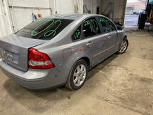 Load image into Gallery viewer, Rear Seat Volvo S40 2006 06 - 1263722

