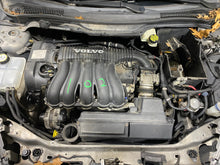 Load image into Gallery viewer, QUARTER PANEL CUT ASSEMBLY Volvo S40 V40 04 - 10 Left - 1263686
