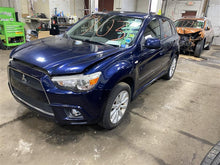 Load image into Gallery viewer, [INVENTORYCAR_YEAR_MAKE_MODEL] FRONT BUMPER - 1276392
