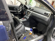 Load image into Gallery viewer, RADIATOR FAN ASSEMBLY Volkswagen CC 2013 13 2014 14 - 1272972

