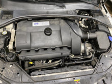Load image into Gallery viewer, RADIATOR Volvo XC60 XC70 S60 V70 2007 07 2008 08 2009 09 2010 10 11 12 - 1278678
