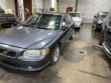 Load image into Gallery viewer, FOG LAMP LIGHT Volvo S60 XC60 05 06 07 08 09 Bumper Mounted Left - 1278795
